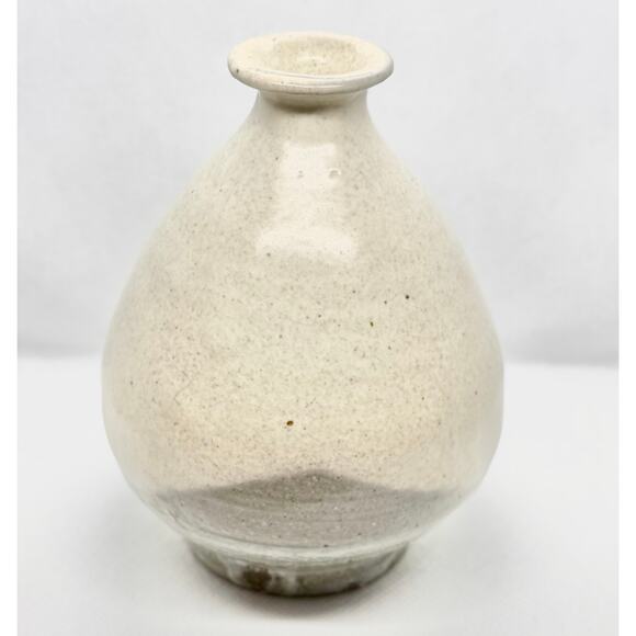 Petite Japanese Ceramic Vase – Cream White Glaze - Picture 7 of 13